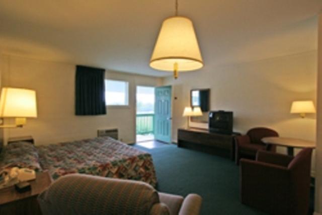 Hotel Lake Anna Glenora Номер фото